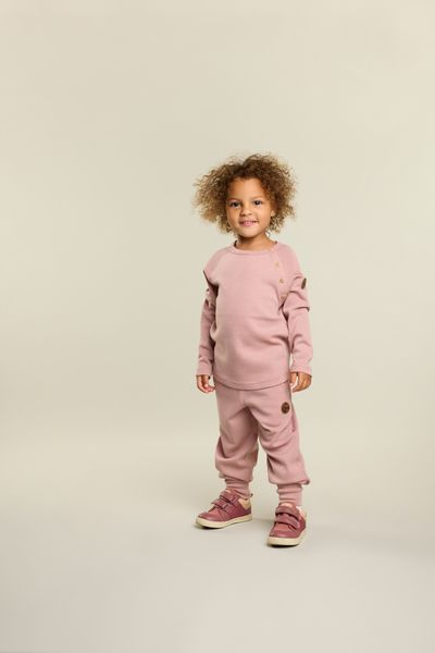 Gullkorn design,  Villvette ullgenser lys rosa